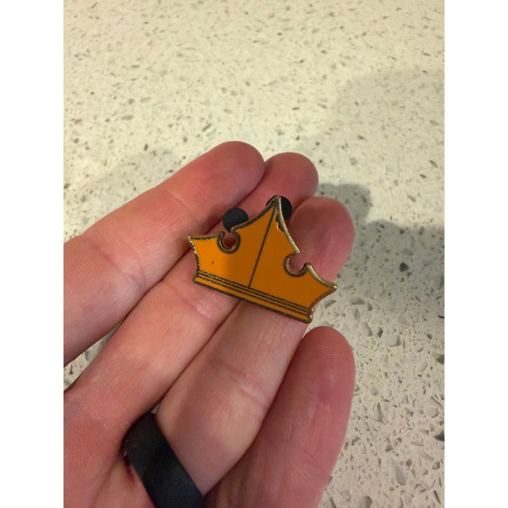 Disney Character Hats Mystery Pin Aurora Princess Crown